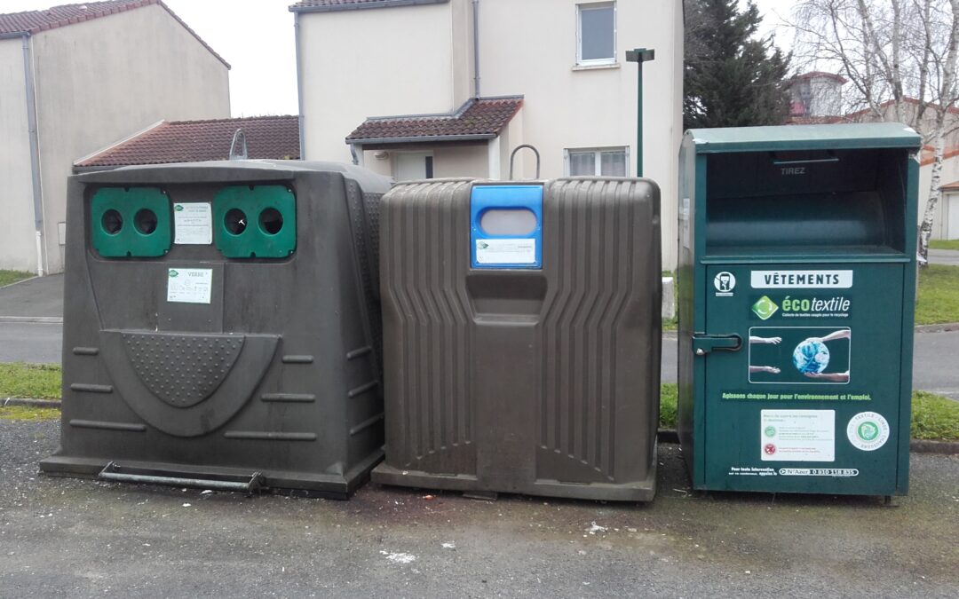 Collecte des textiles : des bornes retirées dans les Mauges